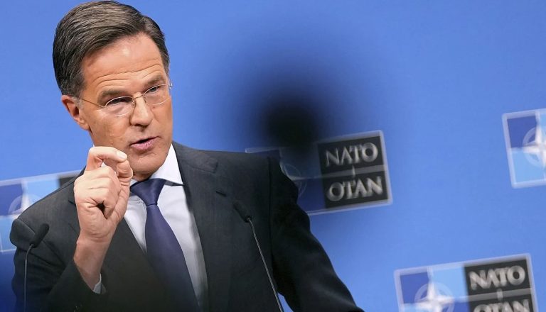 «Αισιόδοξος» για το μέλλον του ΝΑΤΟ, δηλώνει ο Μαρκ Ρούτε – «Ανάγκη αύξησης των αμυντικών δαπανών»