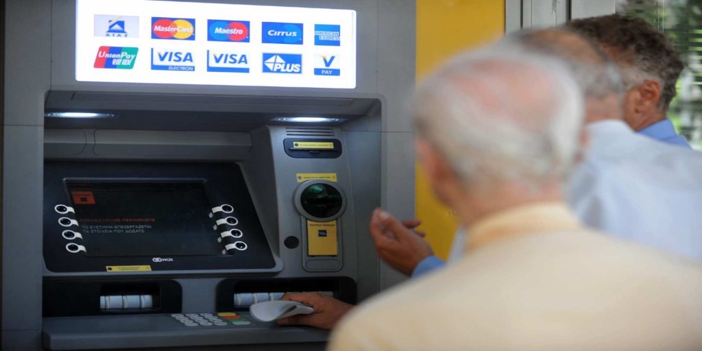 Συνεχίζεται η καταβολή αναδρομικών σε συνταξιούχους από τον e-ΕΦΚΑ