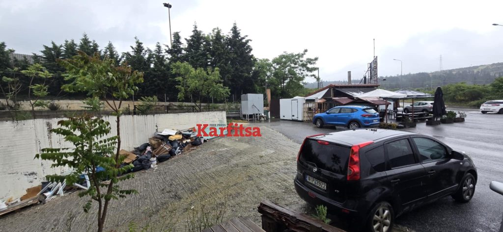 Έρευνες της ΕΛΑΣ στη Θεσσαλονίκη για τον εντοπισμό της γυναίκας που άφησε το έμβρυο στα σκουπίδια