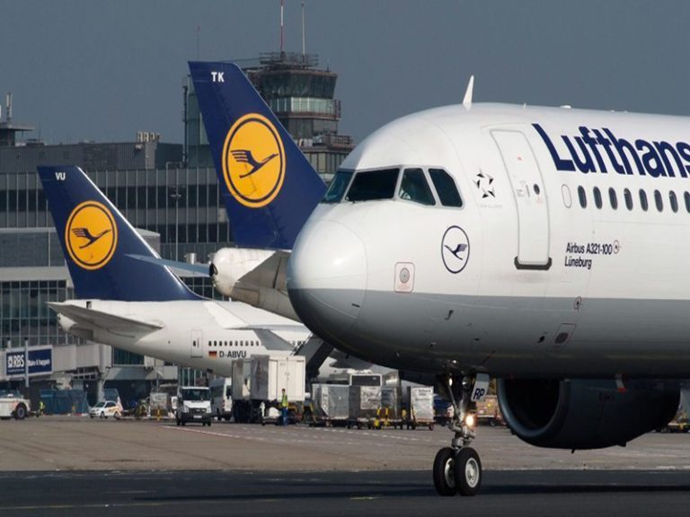 Lufthansa: 20.000 πτήσεις λιγότερες το καλοκαίρι, λόγω κόστους καυσίμων και αναδιάρθρωσης στόλου