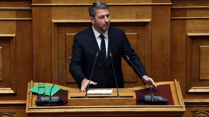 Νίκος Ανδρουλάκης: «Κάνετε τις κότες στον εκβιασμό του απόστρατου Ισραηλινού αξιωματικού»