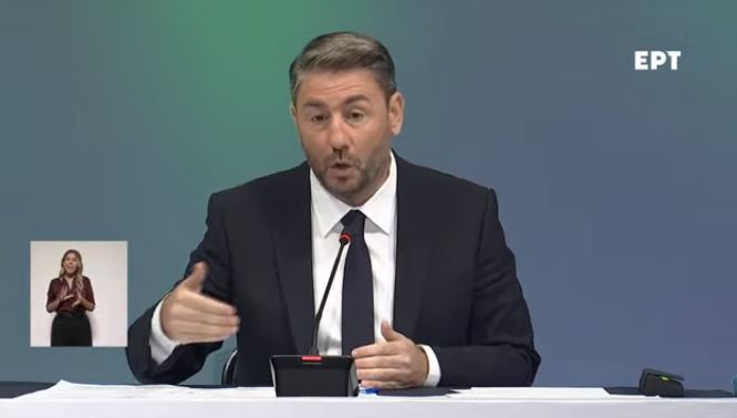 Ανδρουλάκης: «Το ΠΑΣΟΚ θα παραμείνει σταθερός σύμμαχος των μικρομεσαίων επιχειρήσεων»