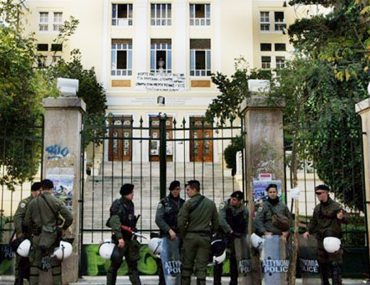 Αυτές είναι οι 11 παρεμβάσεις της κυβέρνησης για την ασφάλεια στα πανεπιστήμια