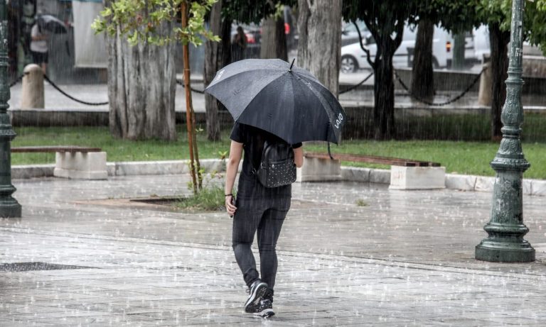 Άστατος ο καιρός μέχρι το τέλος της εβδομάδας – Που αναμένονται σφοδρές καταιγίδες (video)