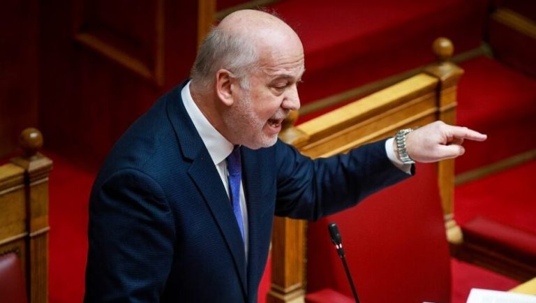 Σφοδρή επίθεση Φλωρίδη σε Κωνσταντοπούλου: «Να βρείτε έναν καλό δικηγόρο»