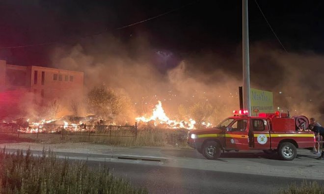 Εκτόξευσαν βεγγαλικά για το γάμο και κατέληξε σε… πυρκαγιά!