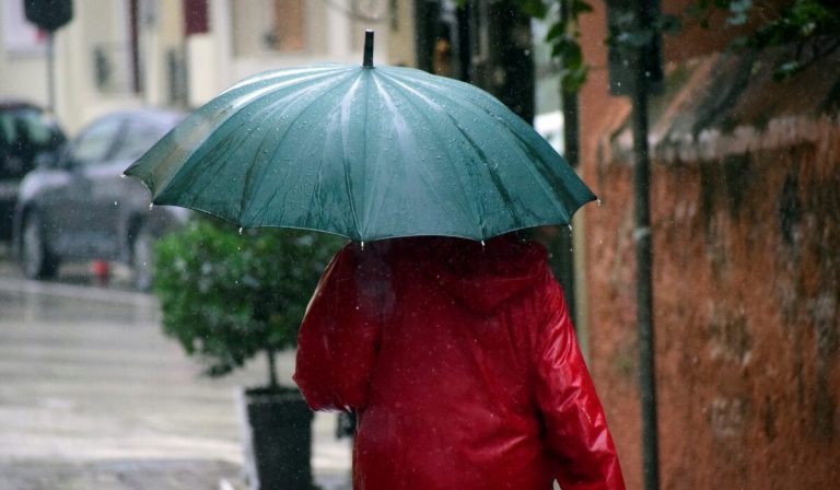 Επιδείνωση του καιρού με βροχές και καταιγίδες (photo)