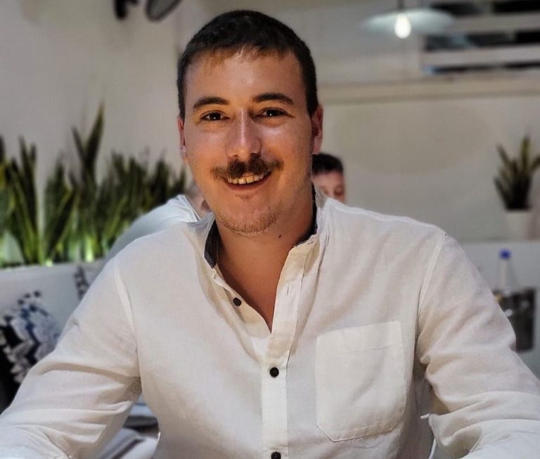 Για όνομα…