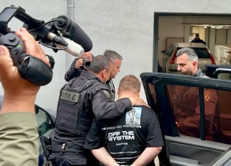 Έλευθερος με περιοριστικούς όρους ο ξάδελφος του μητροκτόνου της Λάρισας