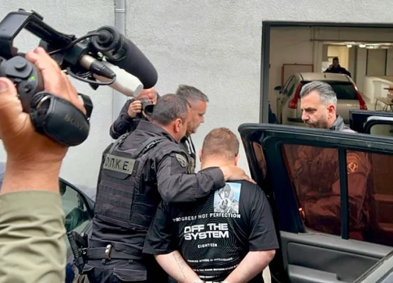 Έλευθερος με περιοριστικούς όρους ο ξάδελφος του μητροκτόνου της Λάρισας