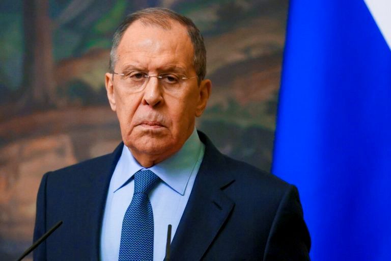 Λαβρόφ κατά Αθήνας: «Η Ελλάδα διέκοψε τη συνεργασία δεκαετιών με τη Ρωσία»
