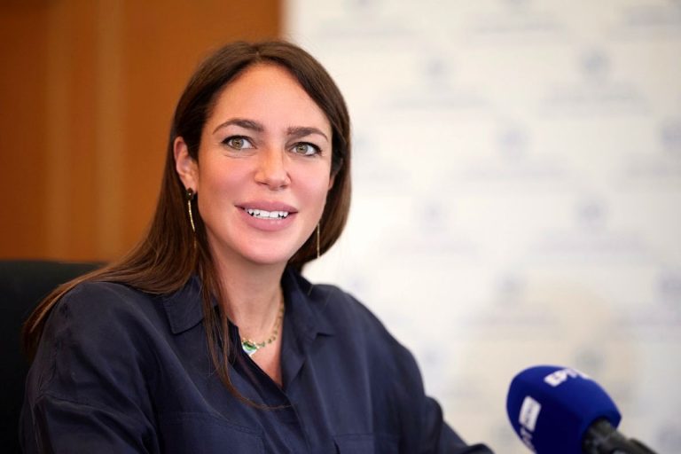 Δόμνα Μιχαηλίδου: «Είμαστε εδώ για να στηρίξουμε τις ανάγκες κάθε ελληνικής οικογένειας» (video)