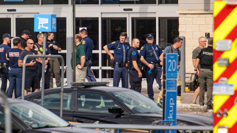 Επίθεση με μαχαίρι σε σούπερ μάρκετ του Μίσιγκαν!
