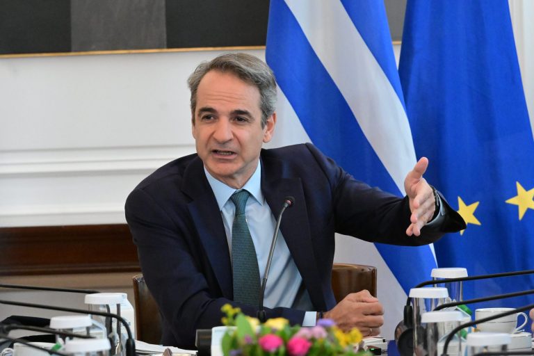 Αξιολόγηση παντού και κατάργηση της μονιμότητας