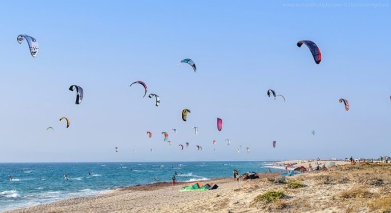 Η Νάξος διεθνής παράδεισος για τους λάτρεις του kitesurf​​​​​​​