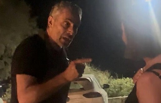 Εβραίοι κατήγγειλαν ταβέρνα της Νάξου για αφίσα υπέρ της Παλαιστίνης (video)