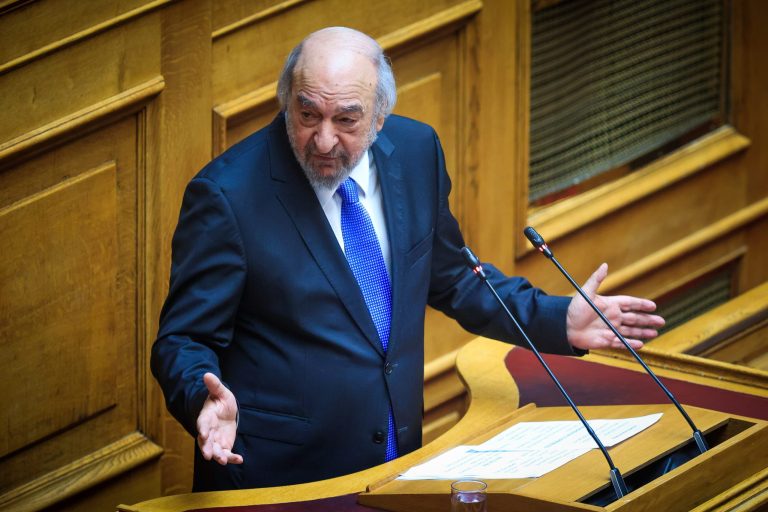 Πιάνουμε τον παλμό της κοινωνίας
