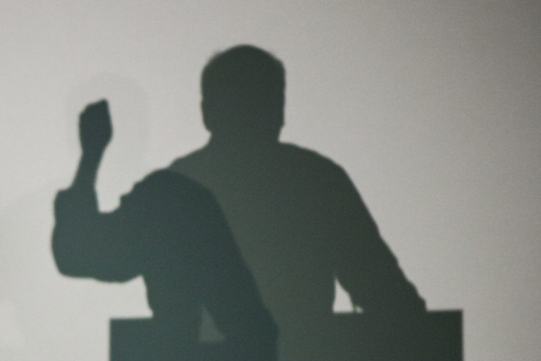 Η… απαγορευμένη λέξη πολιτικού αρχηγού