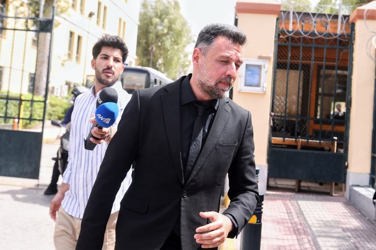 Ο Μάνος Παπαγιάννης προσφεύγει στον Άρειο Πάγο μετά την καταδίκη του (video)