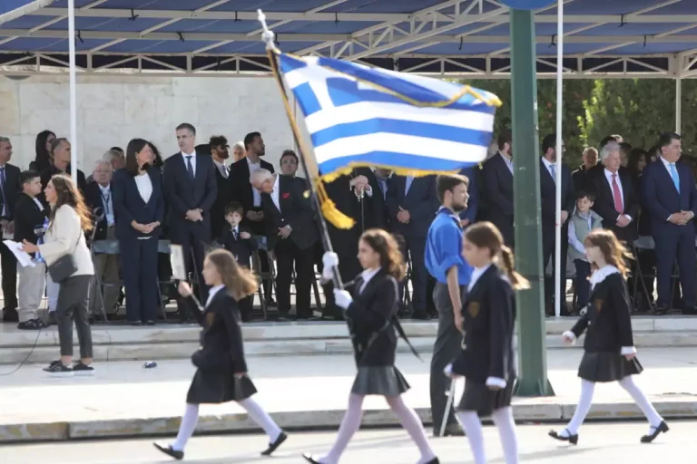 Παρέλαση 28ης Οκτωβρίου: Το epolitical.gr απαντά σε όλες τις απορίες!