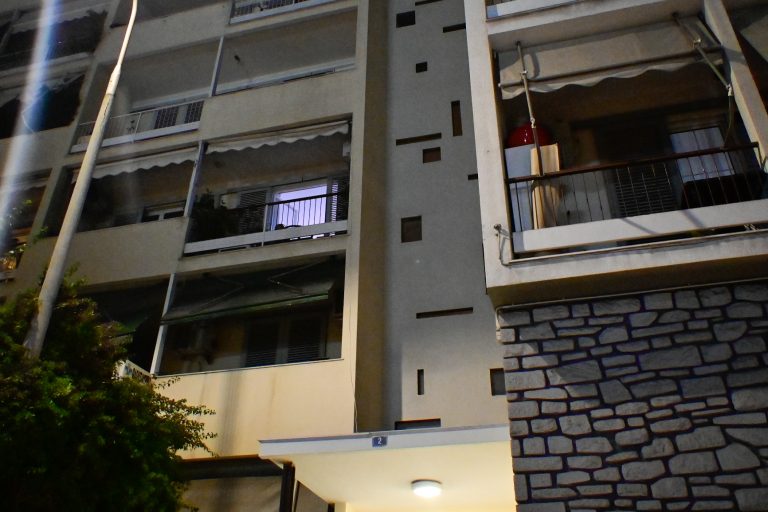 «Δεν ήταν παραμελημένη»: Τι είπε ο σύζυγος της 34χρονης που βρέθηκε νεκρή μαζί με το νεογνό της (video)