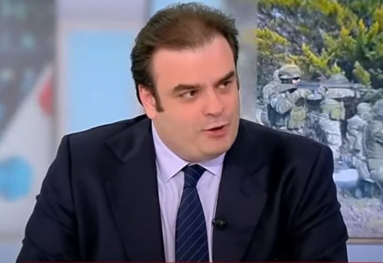 Πιερρακάκης: Μειώνουμε ρυθμιστικά και γραφειοκρατικά εμπόδια