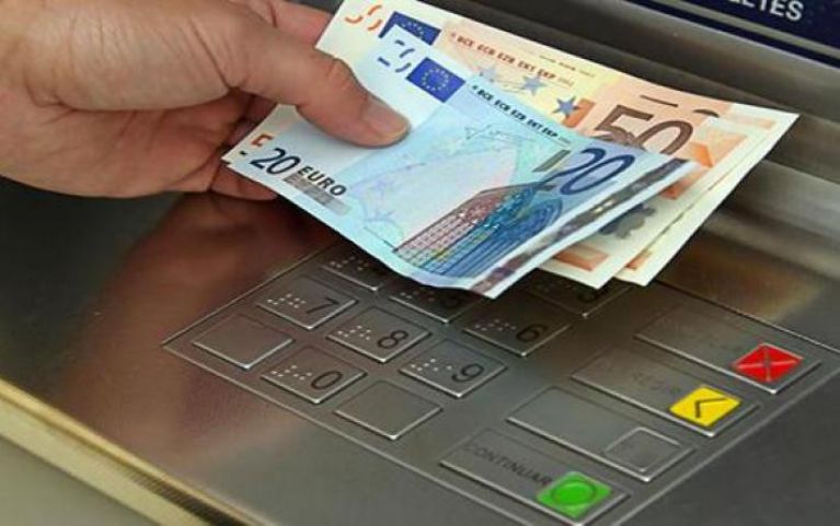 e-ΕΦΚΑ και ΔΥΠΑ πληρώνουν στους δικαιούχους 61,5 εκατ. ευρώ μέσα στην εβδομάδα
