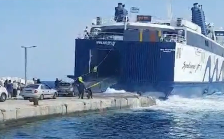 «Απαγορευτικό» στη Μήλο και τραυματισμός γυναίκας σε πλοίο στην Άνδρο