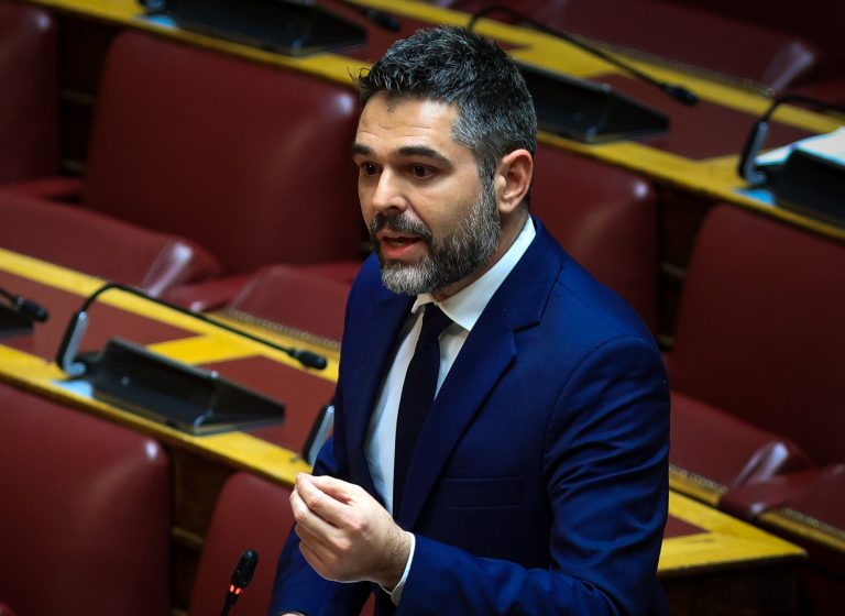 Να μπει ένας φραγμός στην ασυδοσία μιας κυβέρνησης