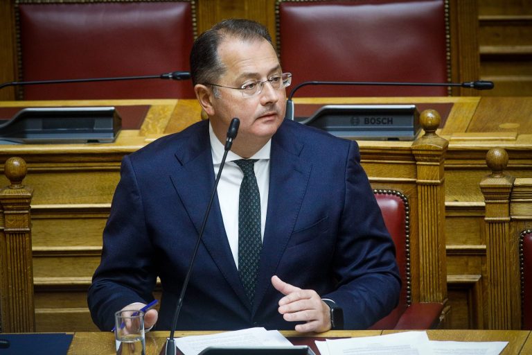 AI και εργασία σε Ελλάδα και Ευρώπη: Πρόοδος και πολιτικά διλήμματα