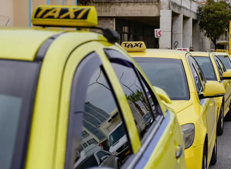 Χωρίς ταξί από σήμερα και μέχρι την Παρασκευή (VIDEO)
