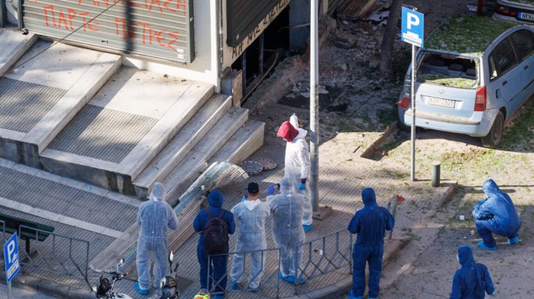 Έγκλειστος στις φυλακές Κορυδαλλού ανέλαβε την ευθύνη για την έκρηξη σε τράπεζα στη Θεσσαλονίκη (video)