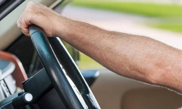 Προτίμησαν να απαρνηθούν 25.000 ευρώ από το δίπλωμα οδήγησης τους!