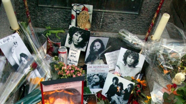Βρέθηκε μετά από 30 χρόνια προτομή του Τζιμ Μόρισον που είχε κλαπεί από τον τάφο του στο Περ-Λασέζ