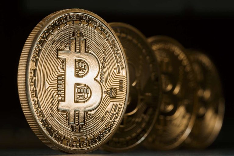 Bitcoin σε τροχιά μεταβλητότητας: Ανάμεσα σε σενάρια σταθεροποίησης και φόβους βαθύτερης διόρθωσης