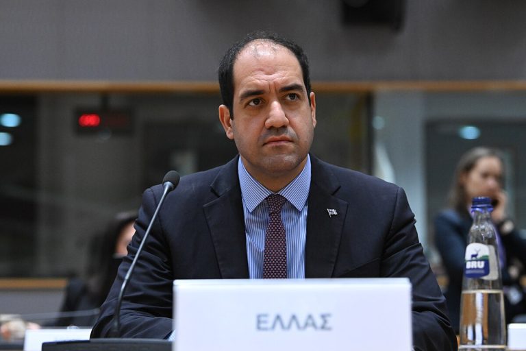Η παραίτηση που άφησε πολιτικό «αποτύπωμα»