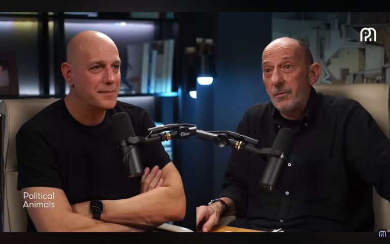 Ο Ανδρουλάκης τους “παλιούς” συγκαλεί, μήπως και διασωθεί
