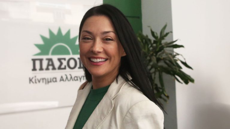 Το ταξίδι της Νάντιας που θα κάνει τους παλιούς Πασόκους να… ξεχάσουν