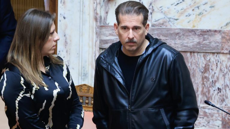Πήραν το δίπλωμα του Καραναστάση: Οδηγούσε υπό την επήρεια αλκοόλ