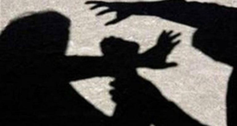 Αγρια επίθεση εξωσχολικών σε 15χρονο μαθητή-Μεταφέρθηκε στο νοσοκομείο