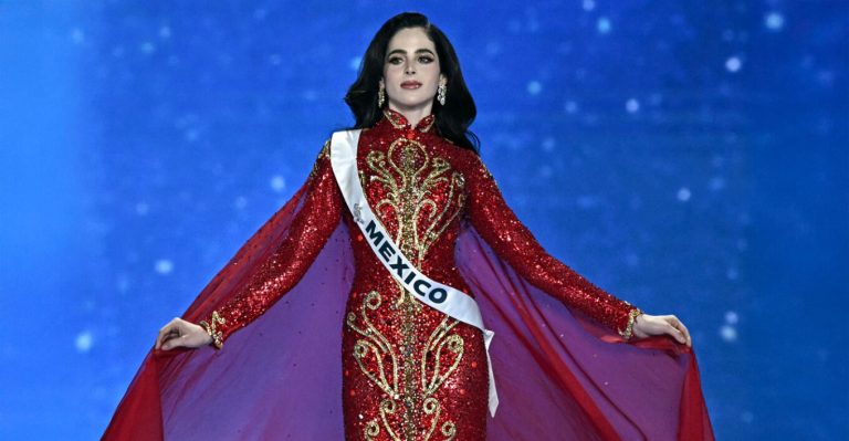 «Miss Universe»: Ομορφότερη στον κόσμο η Μεξικανή καλλονή Φάτιμα Μπος (Video)