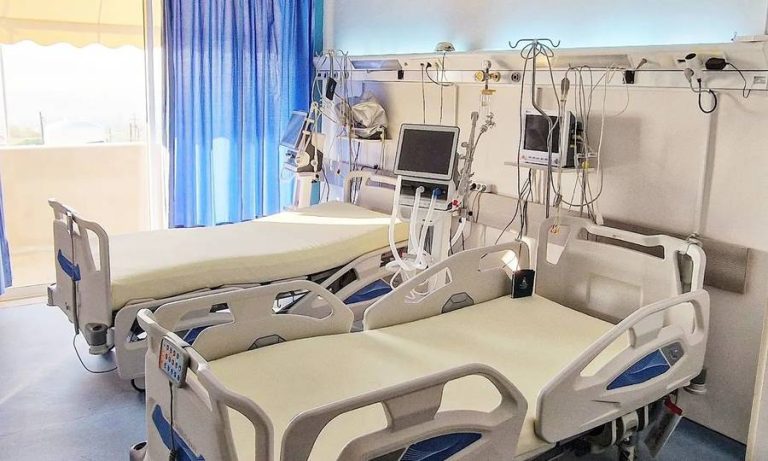 Νεκρό από ανακοπή το 3χρονο αγοράκι -Επεσε από μαντρότοιχο μαζί με το θείο του