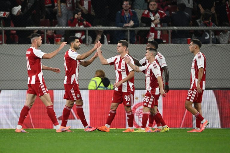Ολυμπιακός – Ατρόμητος 3-0: Κρατάει μόνο τη νίκη και περιμένει τη Ρεάλ