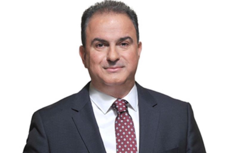 Ποιος θα σηκώσει το τηλέφωνο στις 3 το πρωί;