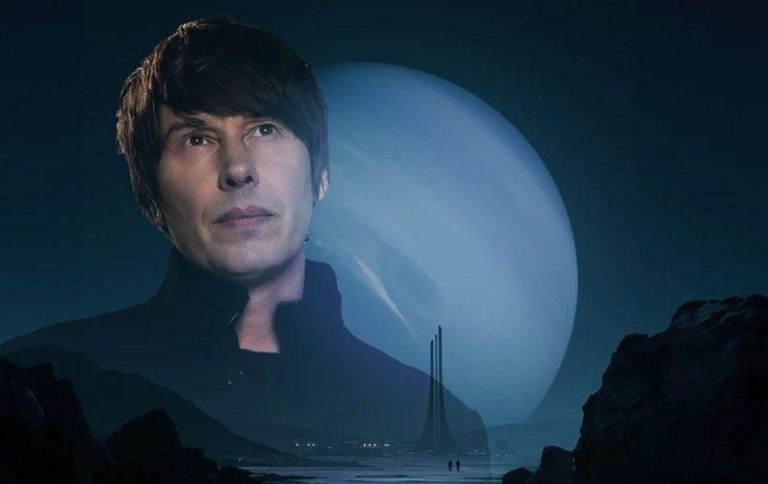 Στην Αθήνα ο κορυφαίος Βρετανός φυσικός Brian Cox με το live show «Emergence»