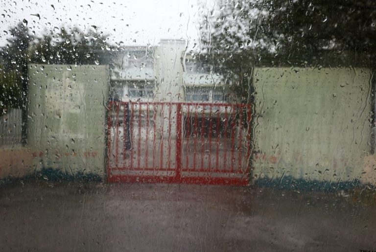 Κακοκαιρία: Κλειστά τα σχολεία αύριο στην Αττική – Δείτε σε ποιες άλλες περιοχές δεν θα γίνει μάθημα