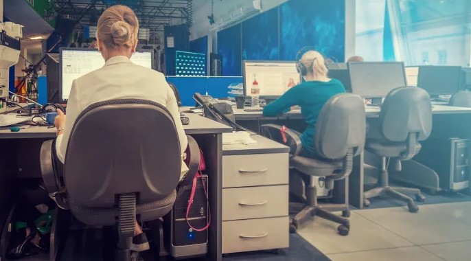 Ο ΣΚΑΪ μας συστήνει τη Σοφία-Δείτε την πρώτη AI παρουσιάστρια ειδήσεων στην Ελλάδα