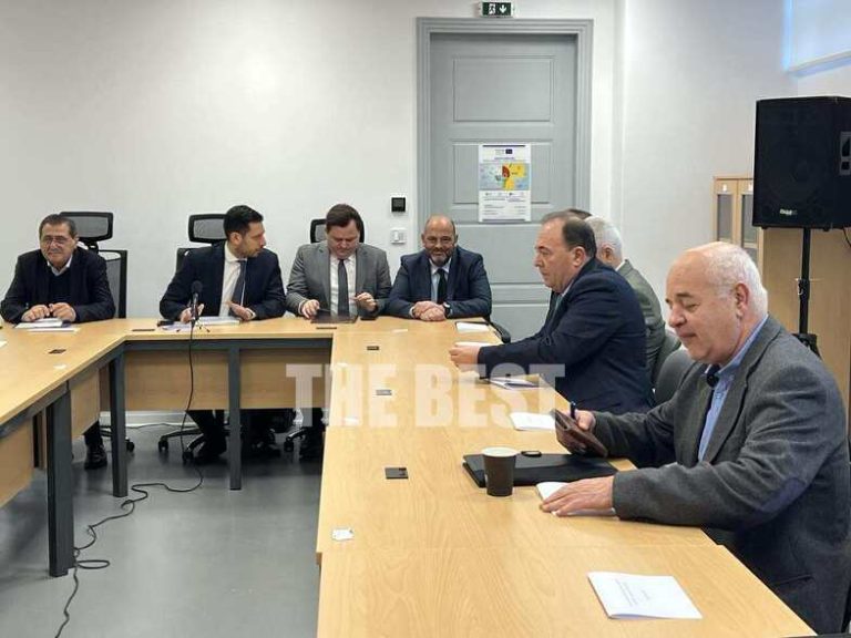 Σύγκρουση Κυρανάκη – Πελετίδη για τον σιδηρόδρομο στην Πάτρα: «Κάνει σόου ο Δήμαρχος, δεν θέλει να βρούμε λύση» (Video)