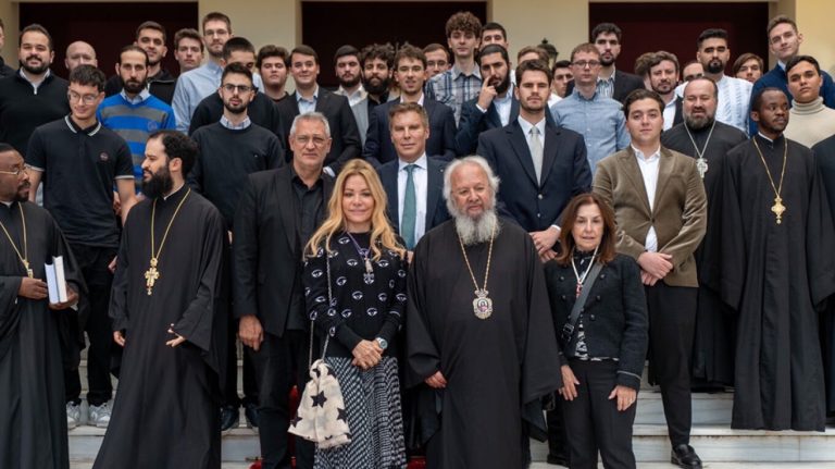 Μαριάννα Λάτση: Θερμή συνάντηση με τον Μητροπολίτη Αγαθάγγελο στην Αποστολική Διακονία