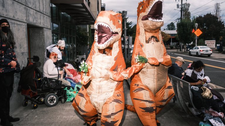 Οι 10 πιο αστείες στιγμές του 2025: Από μπλε μπανάνες μέχρι ποντίκια… high! (photo)
